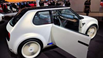Honda удивила посетителей Женевского автосалона новым Urban EV