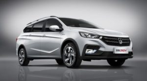 General Motors представил обновленный универсал Baojun 310 Wagon