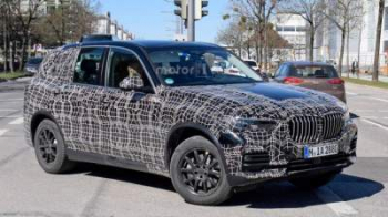 В Сети появились шпионские снимки нового BMW X5 2019