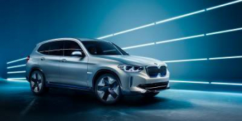 BMW показала электрический кроссовер