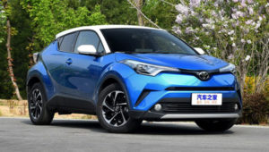 Toyota выводит на рынок новый компактный кроссовер IZOA