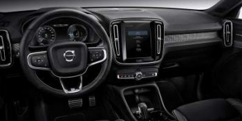 Маленький кроссовер Volvo XC40 превратили в гибрид