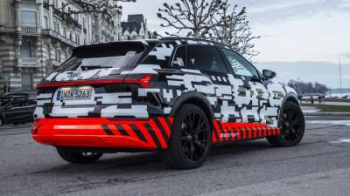 Стала известна дата презентации серийного Audi E-Tron