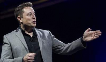 Маск решил оснастить Tesla Model 3 двумя моторами