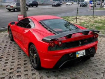 Уникальный Ferrari F430 Scuderia появился в Украине