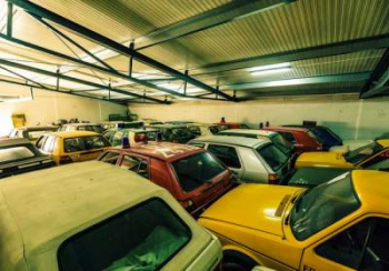 Австрийский трубочист собрал коллекцию из 114 авто Volkswagen Golf