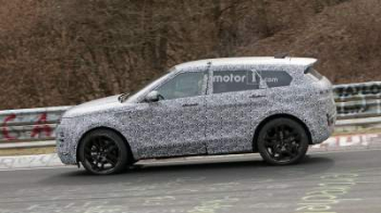 Range Rover Evoque нового поколения "засекли" на тестах