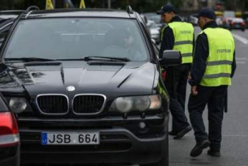 В полиции придумали, как контролировать авто на "евробляхах"