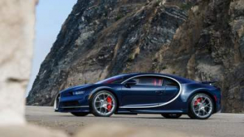 Bugatti презентует новую версию гиперкара Chiron