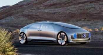 Беспилотные автомобили Mercedes появятся уже в этом году