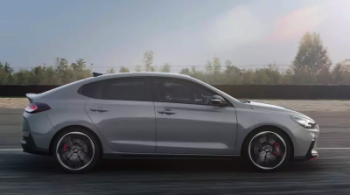 Hyundai раскрыла «заряженный» фастбек i30