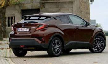 Toyota отзывает более миллиона машин