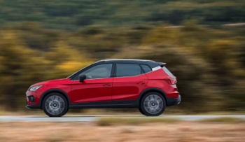 Кроссовер Seat Arona перевели на метан