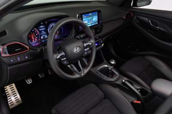Обновленный Hyundai i30 N показали до официальной премьеры