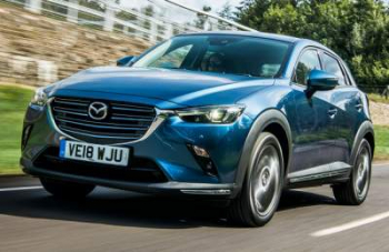 Mazda провела обновление своего компактного <span id=