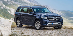 Продажи премиальных автомобилей в РФ в августе выросли на 15%‍
