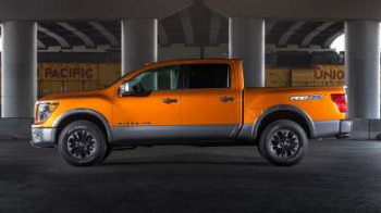 В Сети появились снимки "заряженного" Nissan Titan