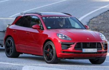 Porsche Macan Turbo впервые засекли без камуфляжа